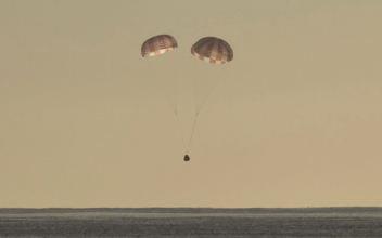 Space X capsule returns to Earth with science samples