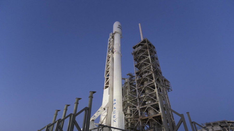 SpaceX to launch a recycled rocket