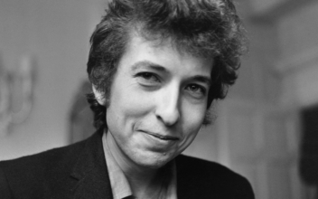 Bob Dylan to collect Nobel Prize in literature