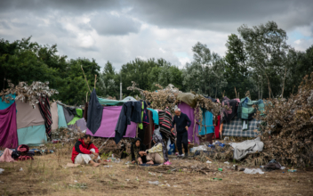 EU questions whether Hungary’s migrant camps comply with asylum rules