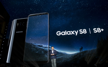 Samsung unveils flagship smartphone Galaxy S8