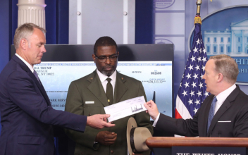 President Trump donates salary to National Park Service
