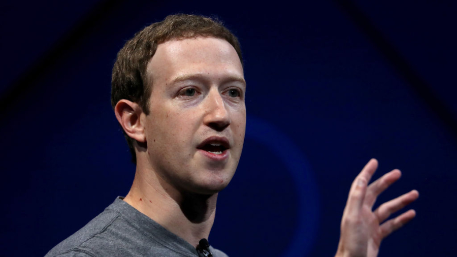 Facebook CEO wants site to build common ground
