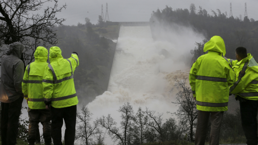 Managers erred during Oroville Dam crisis