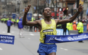 Three runners to attempt sub 2-hour marathon