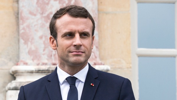 French President Macron decisive in meetings with Vladimir Putin