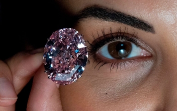 Pink diamonds trendy among super-rich