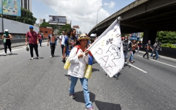 Venezuelans march to honor fallen protesters—violence ensues