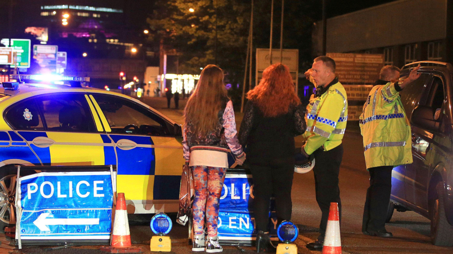 Explosion at UK pop concert kills 22