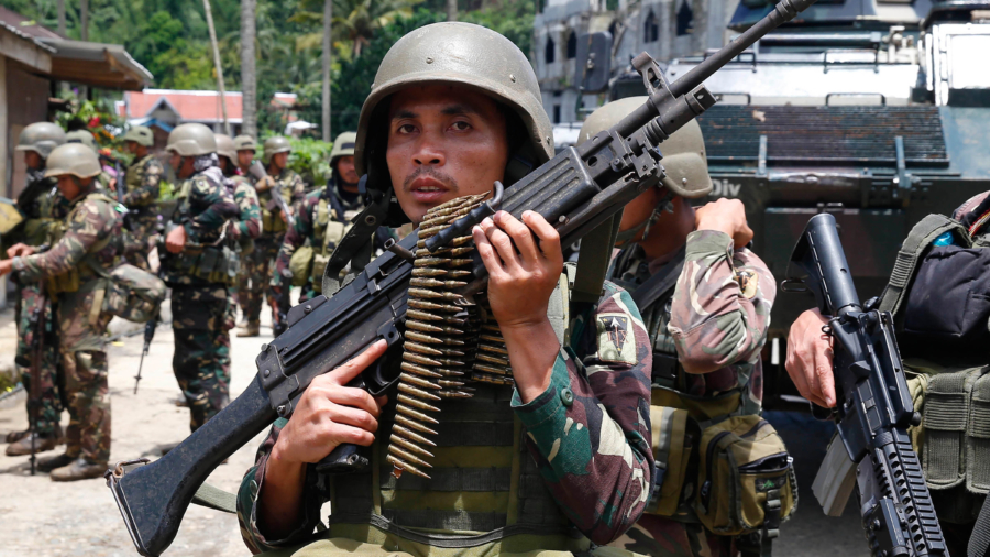 ISIS trying to seize a city in southern Philippines