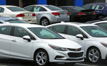 U.S. auto sales reverse downward trend, led by Ford and Nissan