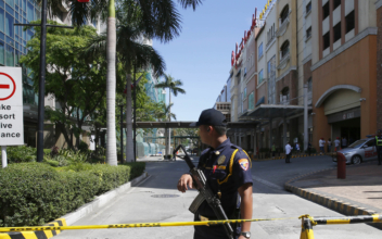 Security footage gunman running amok in Manila casino