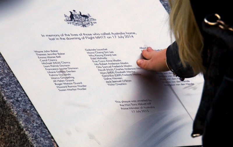 Australia says MH17 perpetrators may be tried in absentia
