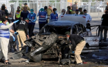 Suicide bomber in Pakistan’s Lahore kills 25, many of them police
