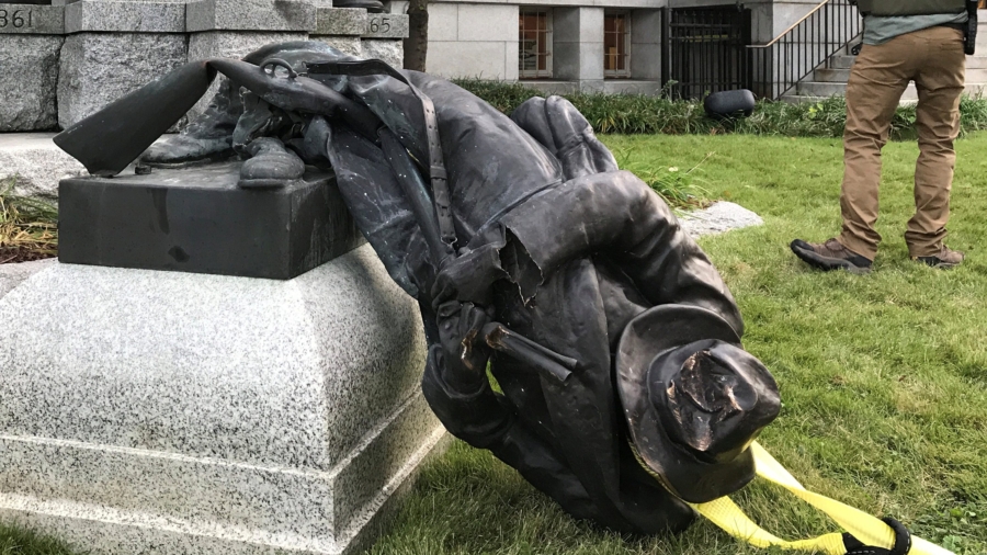 PBS/NPR Poll: Most Americans Think Confederate Statues Should Stay
