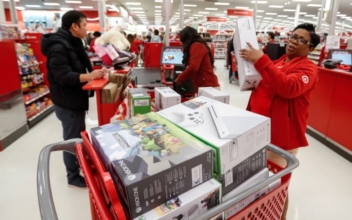 Target Raises Minimum Hourly Wage to $11, Pledges $15 by End of 2020
