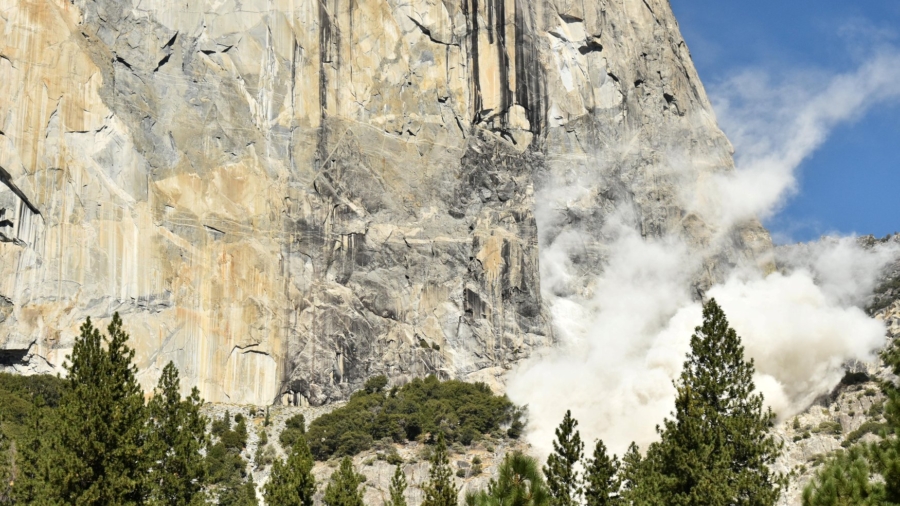 El Capitan Climbers: Yosemite Rock Fall is Biggest in Memory