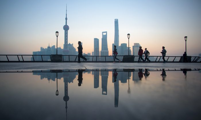 Poll: US Companies in Shanghai Lower Expectations