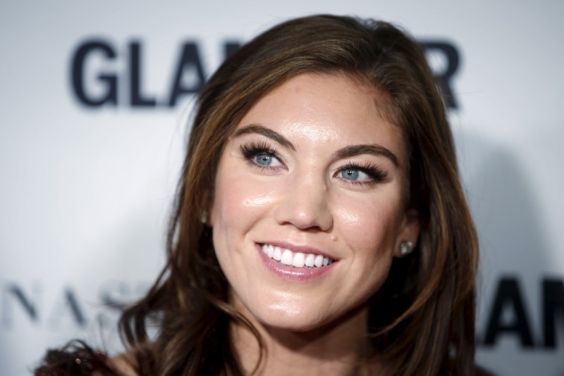 Soccer player Hope Solo arrives for the "Glamour Women of the Year Awards" in the Manhattan borough of New York, on Nov. 9, 2015. (Carlo Allegri/Reuters)