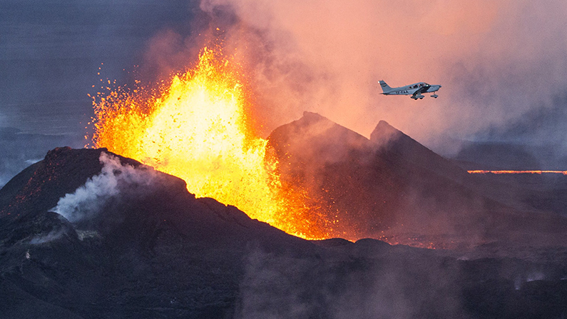 Do Iceland Earthquakes Portend Huge Volcanic Eruption?