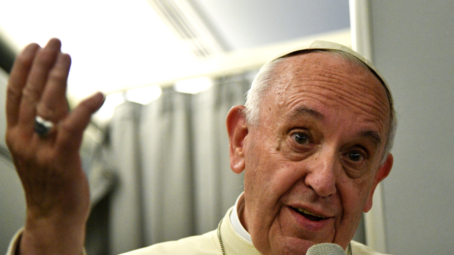 Pope Says His Defense of Rohingya Got Through in Burma