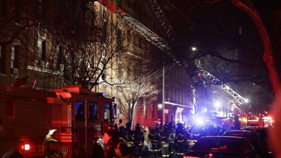 12 Dead in Fast-Moving New York City Apartment Fire
