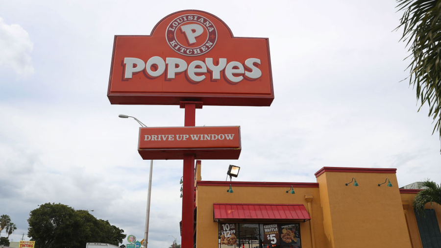 Man Pulls out Gun After Popeyes Ran out of Chicken Sandwich