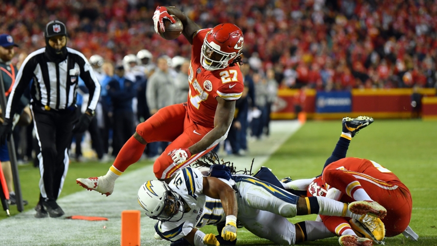 NFL Star Kareem Hunt Cut From Chiefs After Violent Video Surfaced