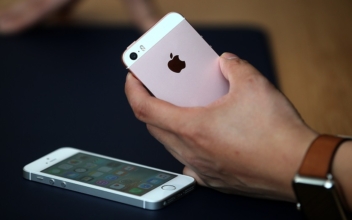 Apple Offers ‘Mea Culpa’ Over Slowing iPhones