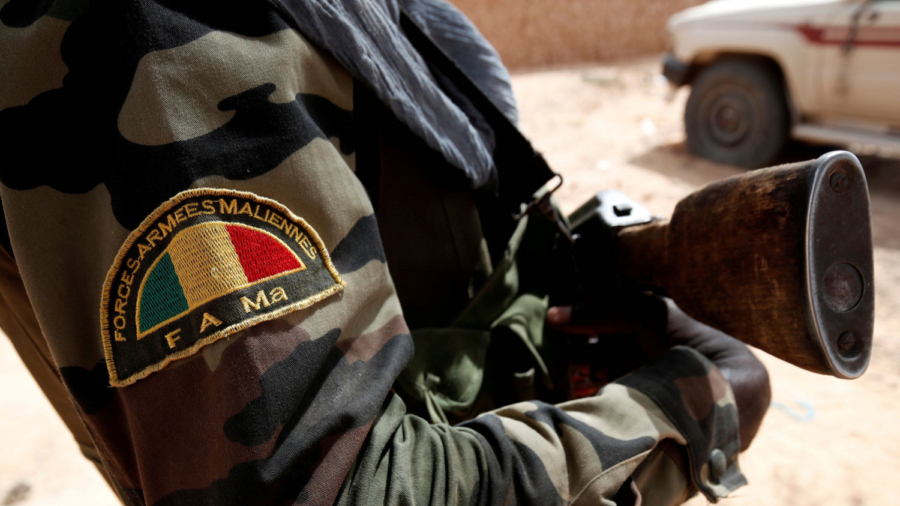 Jihadists Kill at Least 14 Mali Soldiers in Attack on Army Camp