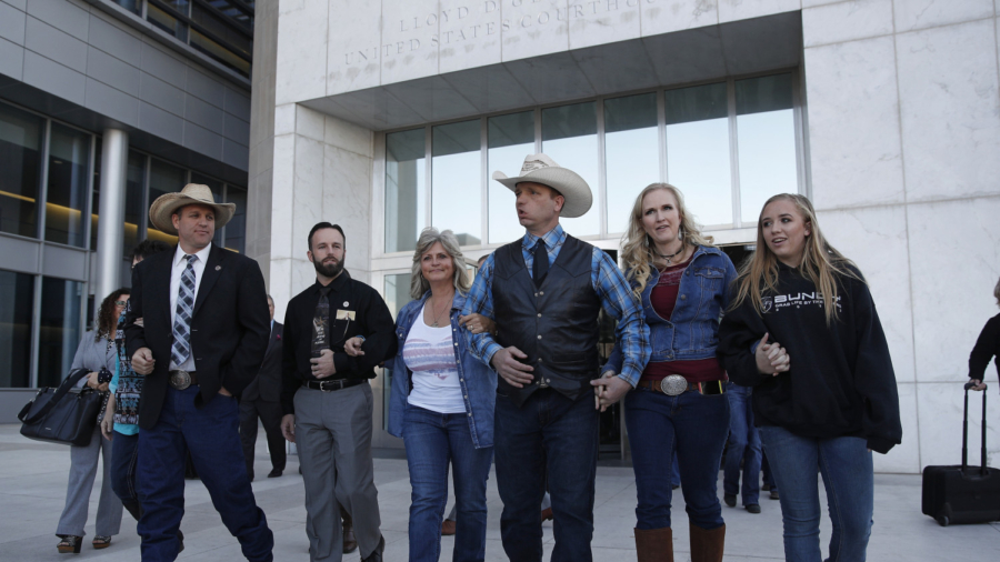 Judge Dismisses Standoff Case vs. Rancher Cliven Bundy, Sons