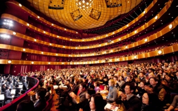 Cancellation of Shen Yun in Spain Over Chinese Embassy Pressure ‘Unacceptable,’ Says European Politician