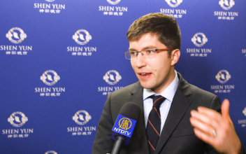 MP Praises Shen Yun’s Spiritual Dimension, Rich Symbolism
