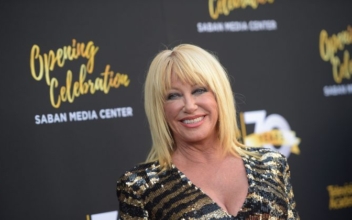Suzanne Somers Says She’s Happy With Trump