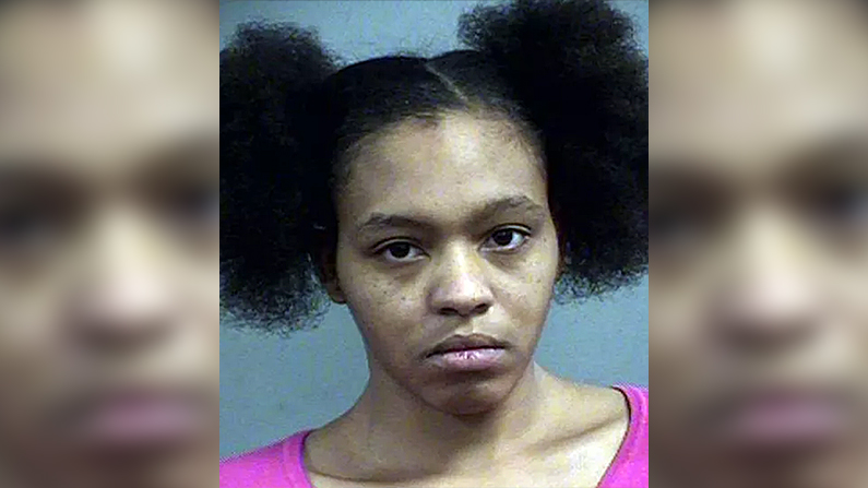 Kentucky Mother Leaves Three Children in Freezing Car While She Goes Shopping