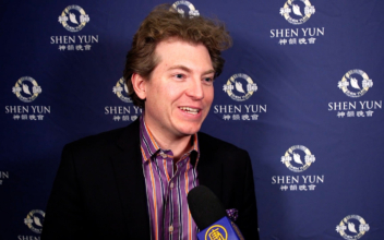 Arkansas Symphony Orchestra Conductor Finds Shen Yun Fantastic, Grasping, and Magnetic