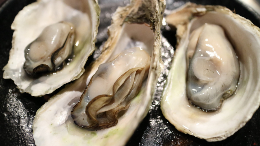 Woman Dies From Flesh-Eating Bacteria After Eating Raw Oysters