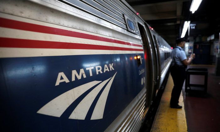 Amtrak Train Stuck in Oregon for More Than a Day is Moving