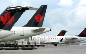 Cell Phone Catches Fire Onboard Canada Flight