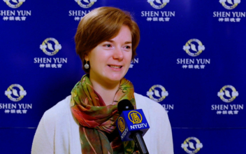 Shen Yun Inspires Vancouver Audiences With Scenes of the Creator