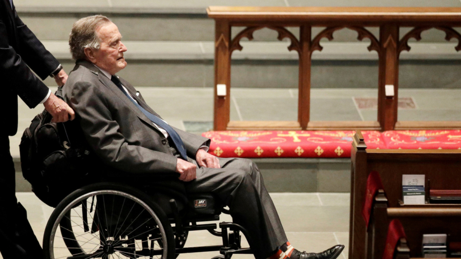 Former President George HW Bush Admitted to Houston Hospital