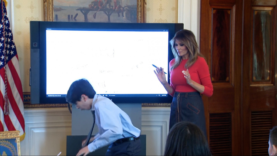 Boy Accidentally Drops Water Glass—Here’s How the First Lady Reacted