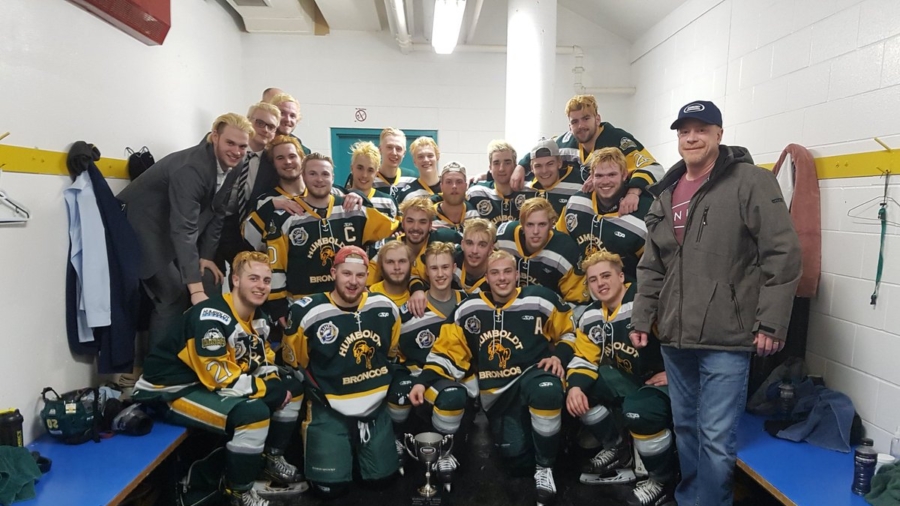 Junior Hockey Team’s Bus Crashes in Canada, 14 Killed