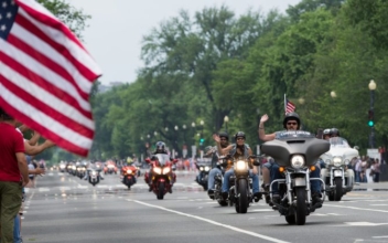 Photos: Rolling Thunder’s Memorial Holiday Ride Through Washington