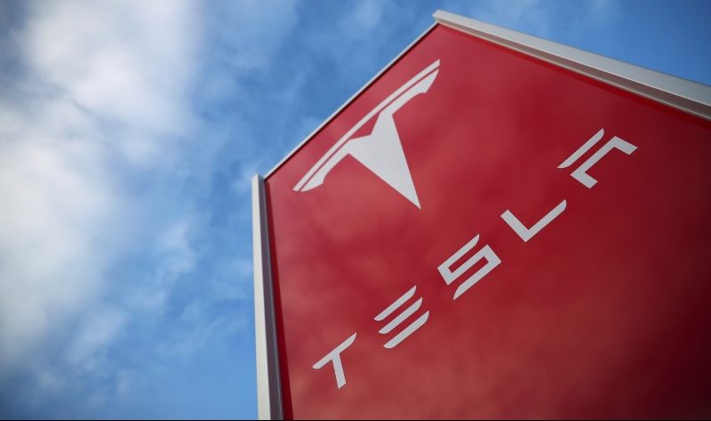 Tesla Settles Class Action Lawsuit Over ‘Dangerous’ Autopilot System