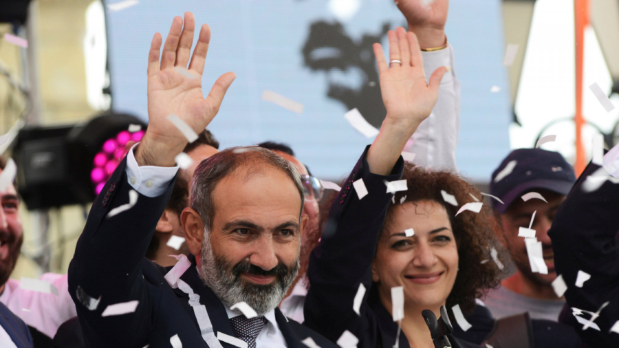 Armenian Opposition Leader Becomes Prime Minister After Mass Protests