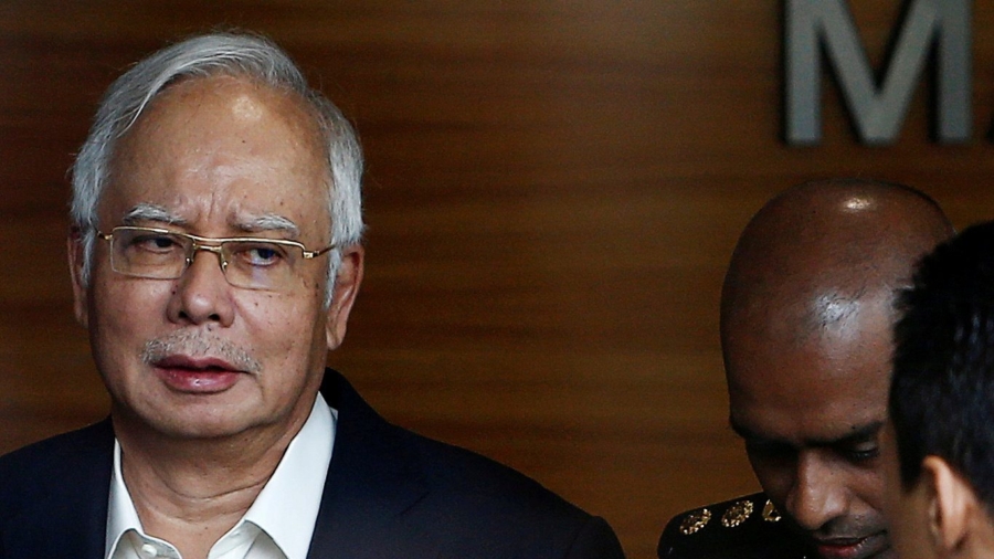 Malaysian Police Probing 1MDB Seized Over $28 Million in Cash, 400-Plus Handbags