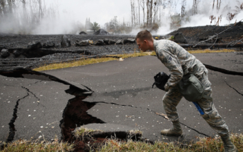 Hawaii Officials Airlift 4 Residents After Lava Crosses Road