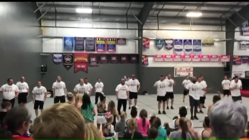 Cheerleading Dads Surprise Daughters With Special Routine In Iowa Ntd 2436