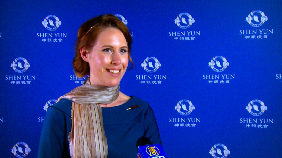 Company CEO Finds Deeper Meaning Behind Shen Yun